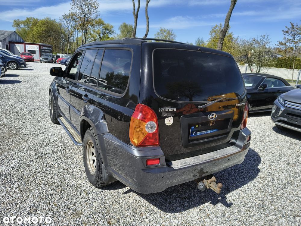 Hyundai Terracan - 4