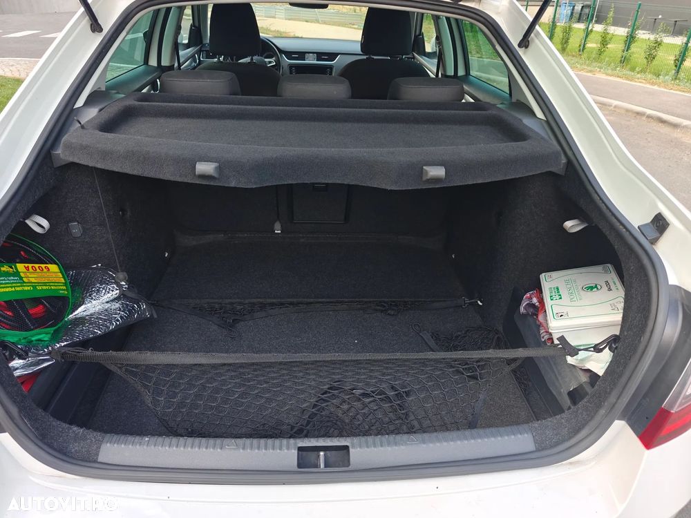 Skoda Octavia 2.0 TDI 4X4 DSG Style - 18