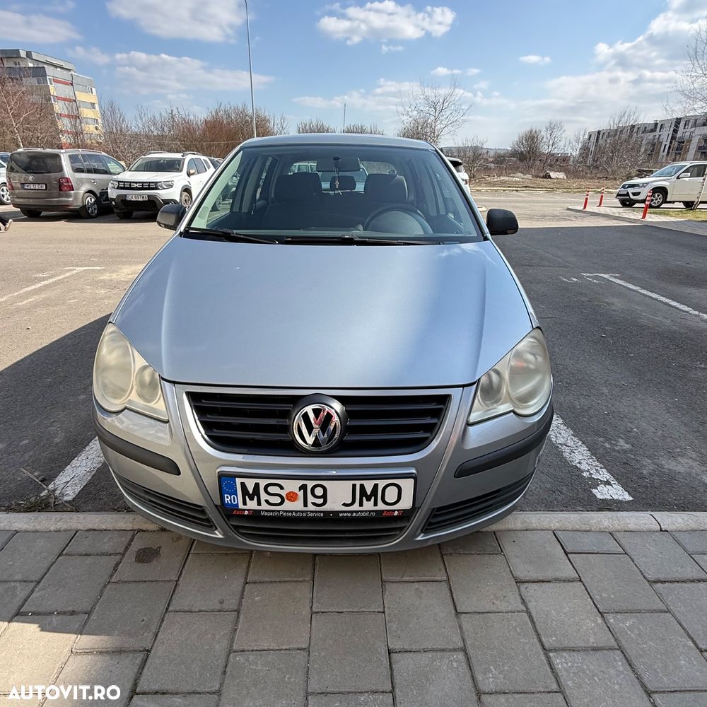 Volkswagen Polo - 1