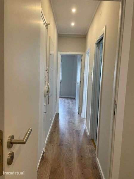 T1 Renovado | Equipado | 3 min Estação Amadora — 1.000 € - Grande imagem: 4/5
