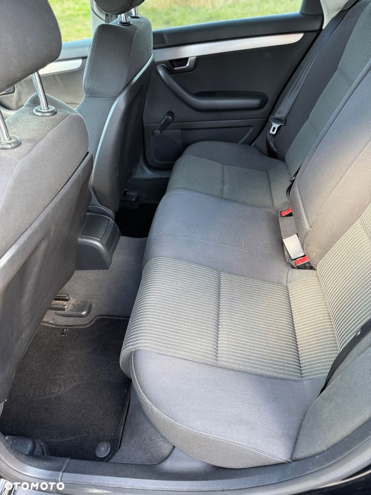 Audi A4 Avant 2.0 TDI DPF - 13
