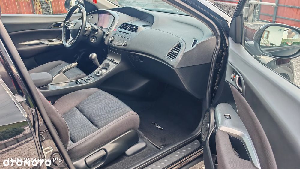 Honda Civic 1.4 Sport - 23