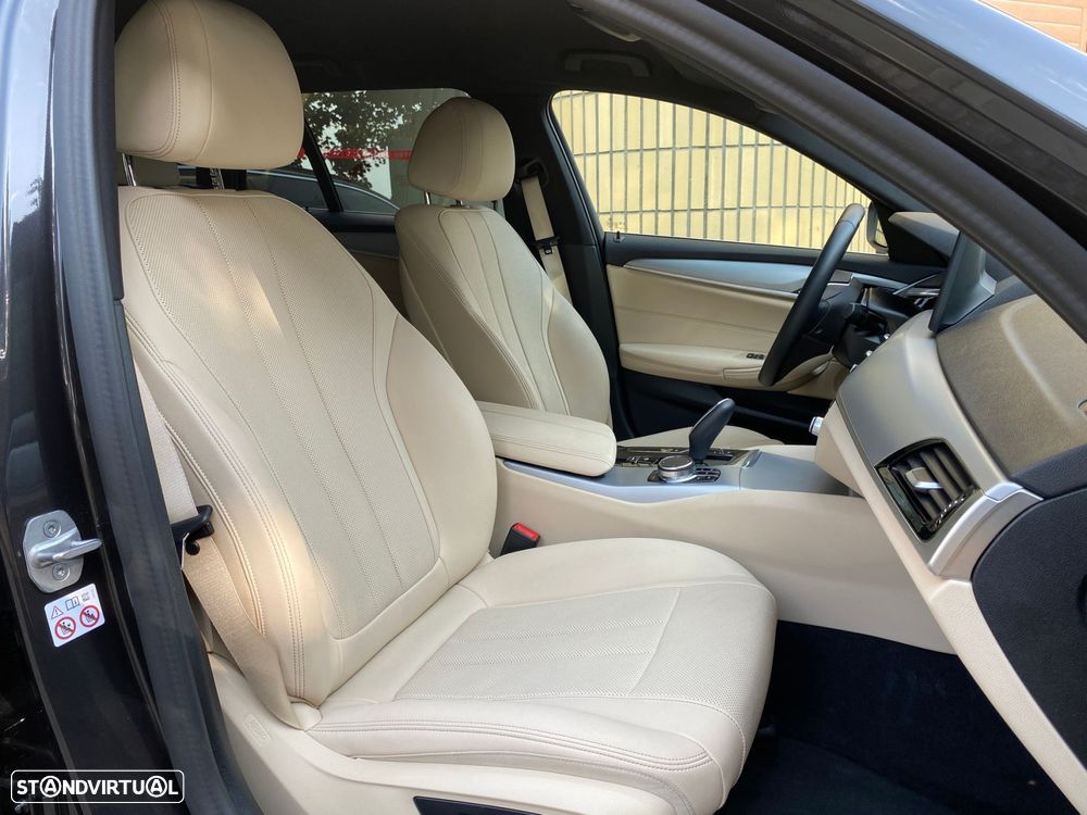 BMW 530 e - 10