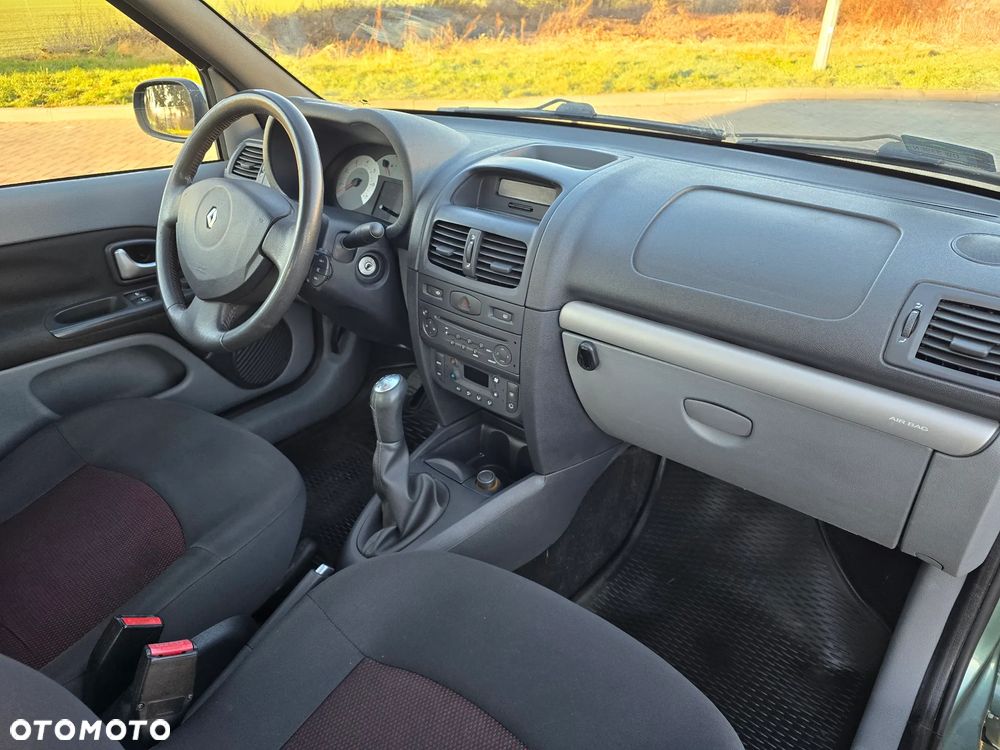 Renault Thalia 1.5 dCi Expression - 8