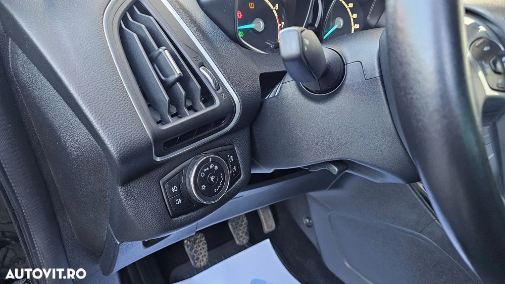 Ford B-Max 1.0 EcoBoost Titanium - 18