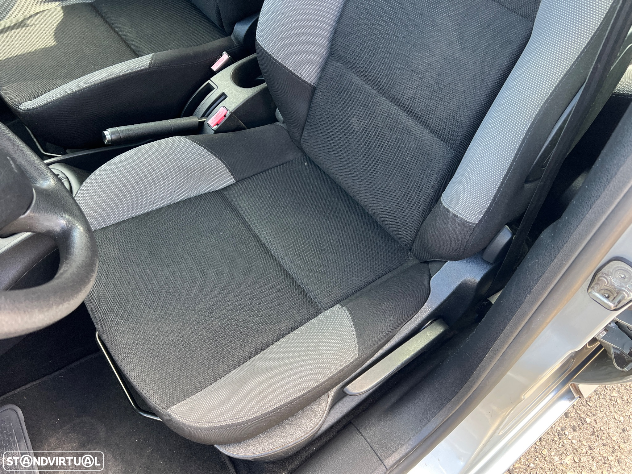 Peugeot 207 1.4 16V Open - 26