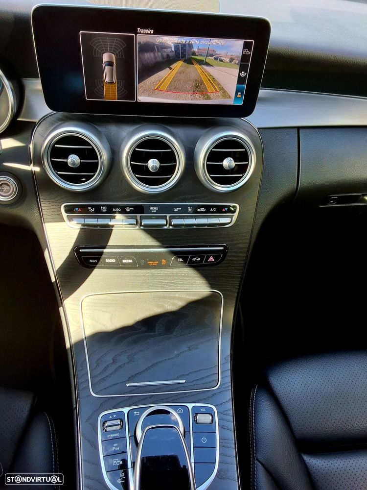 Mercedes-Benz C 300 - 11