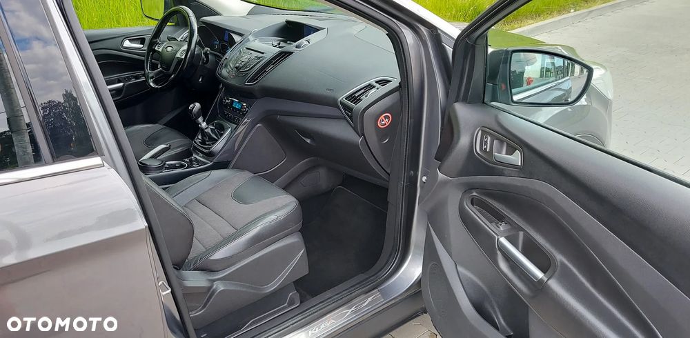 Ford Kuga 2.0 TDCi Individual - 25