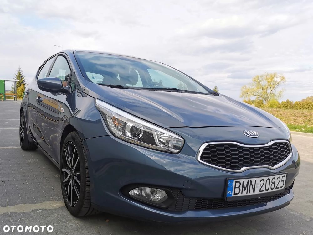 Kia Ceed 1.6 GDI Smart Plus - 1