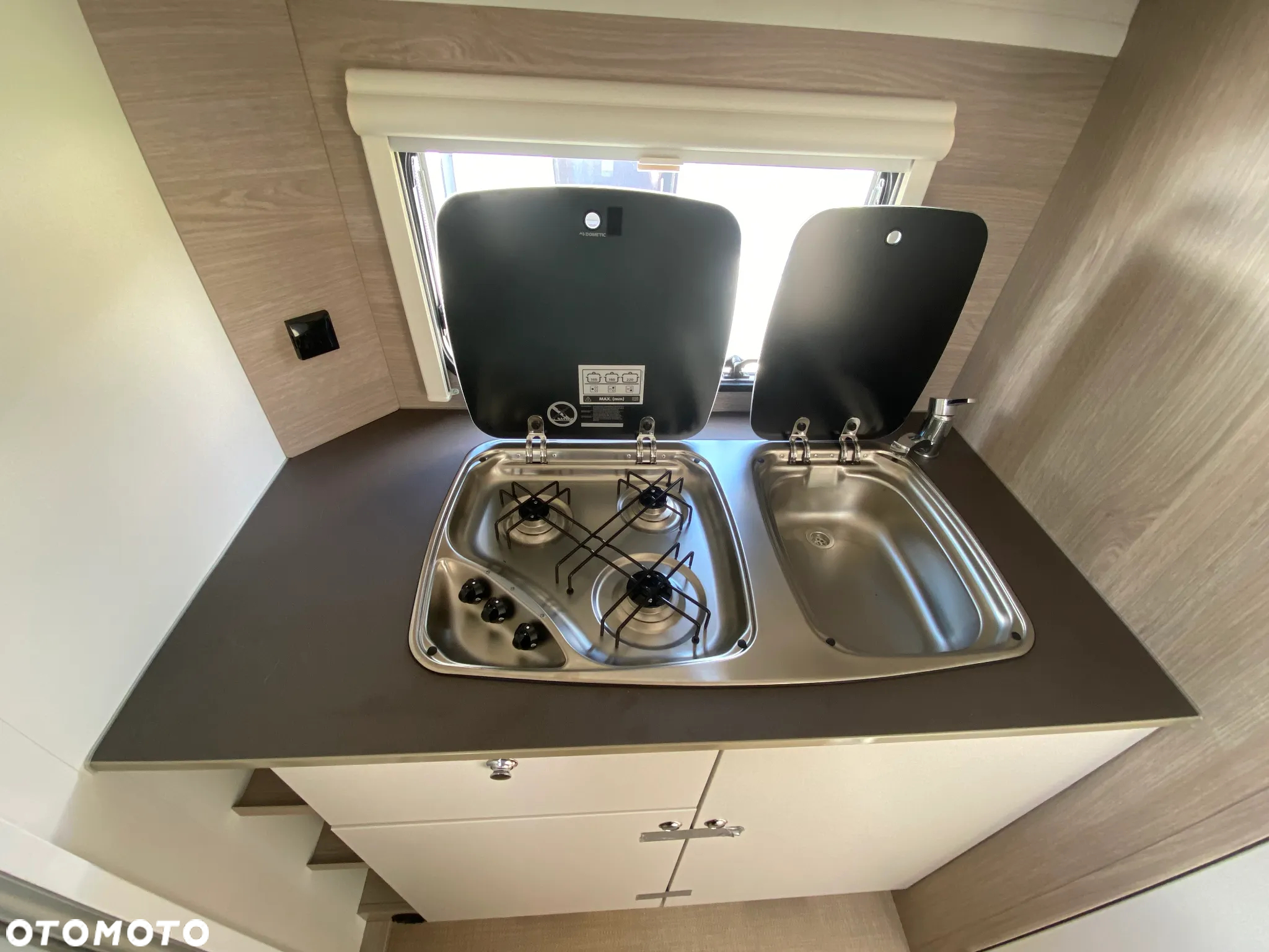 Burstner Premio Life 425 TS BRAVA - 14
