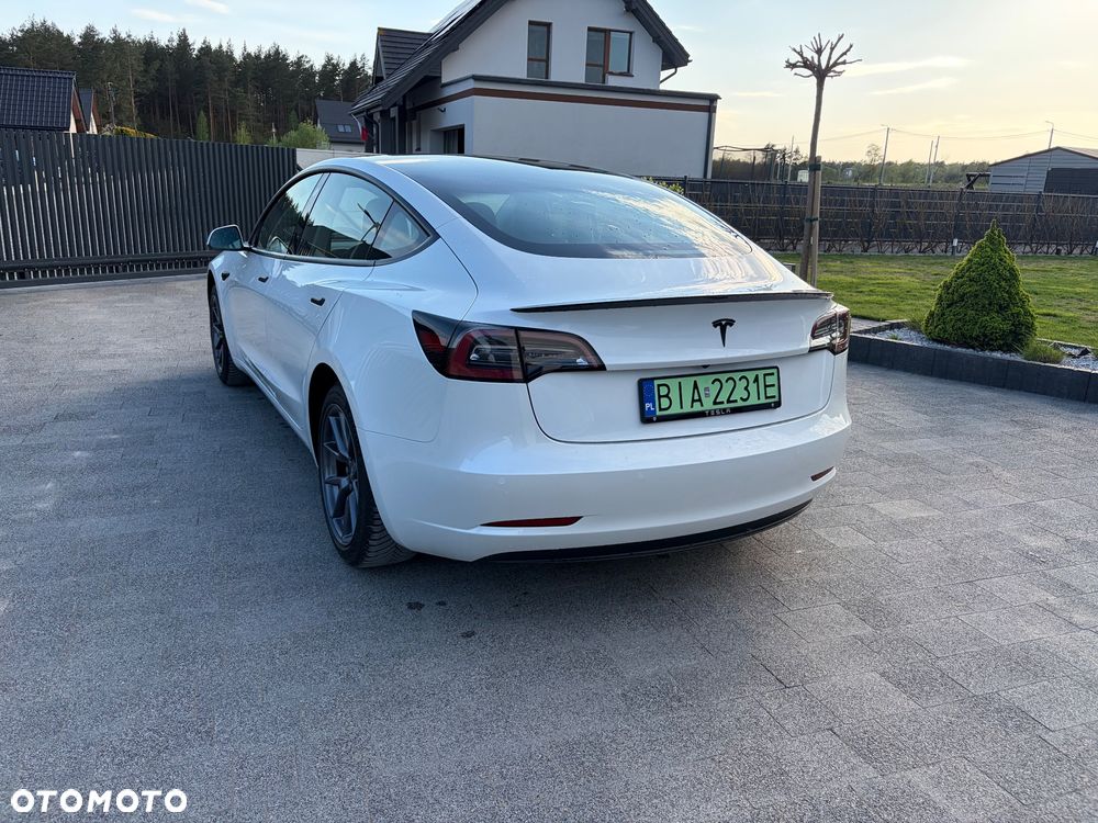 Tesla Model 3 RWD - 10