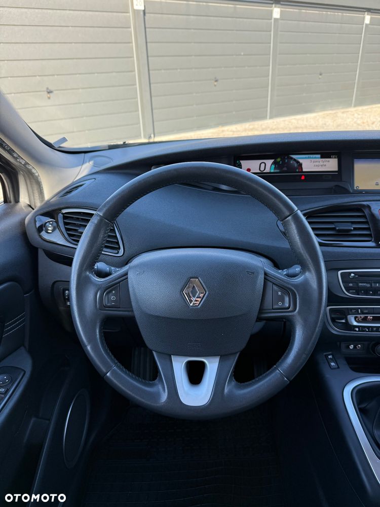 Renault Scenic - 27