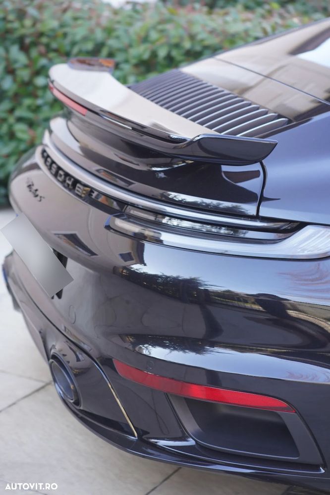 Porsche 911-TURBO-S - 14