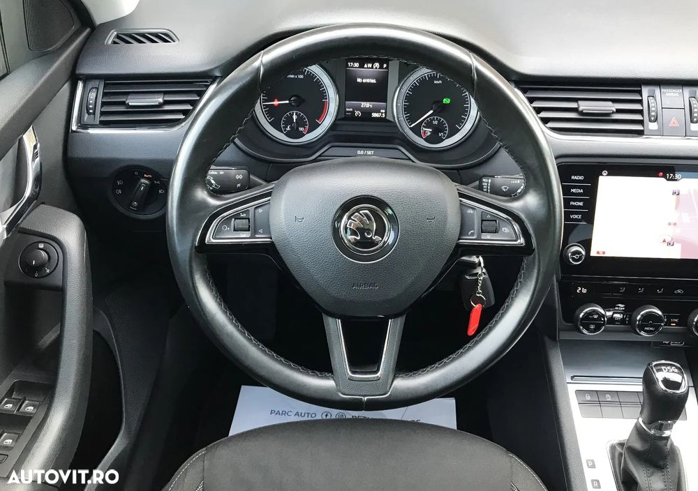 Skoda Octavia 1.6 TDI DSG Ambition - 18