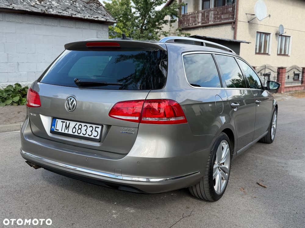 Volkswagen Passat 2.0 Blue TDI SCR Highline - 4