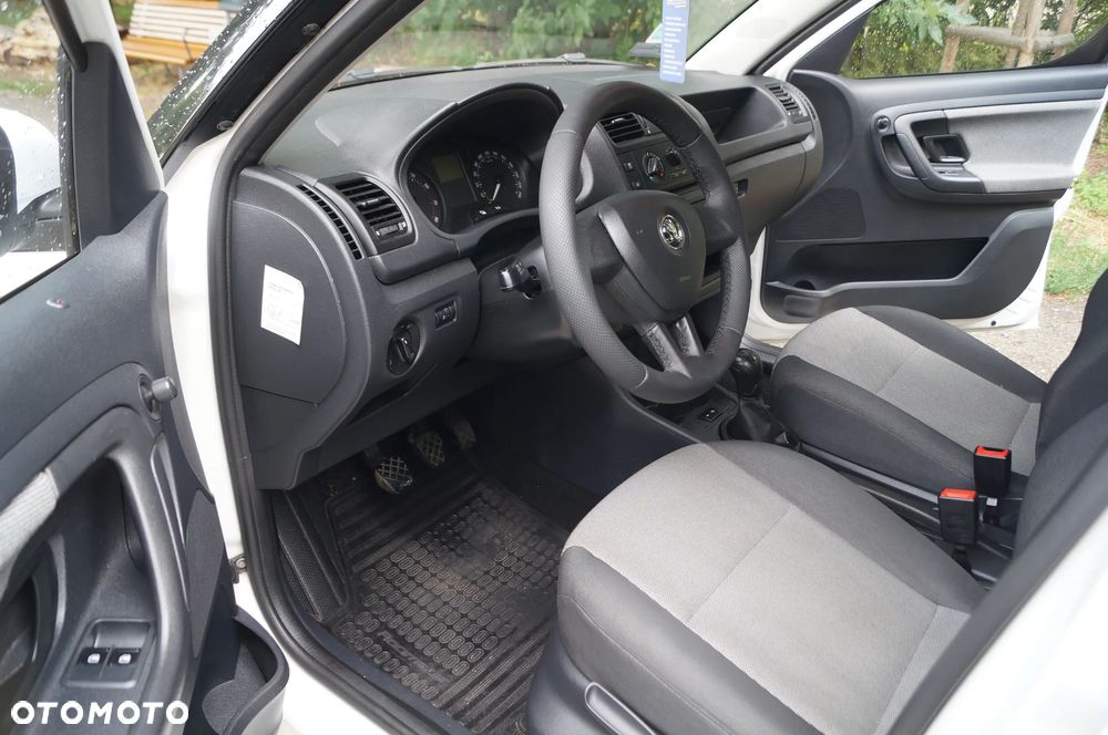 Skoda Roomster 1.2 TSI Active - 28