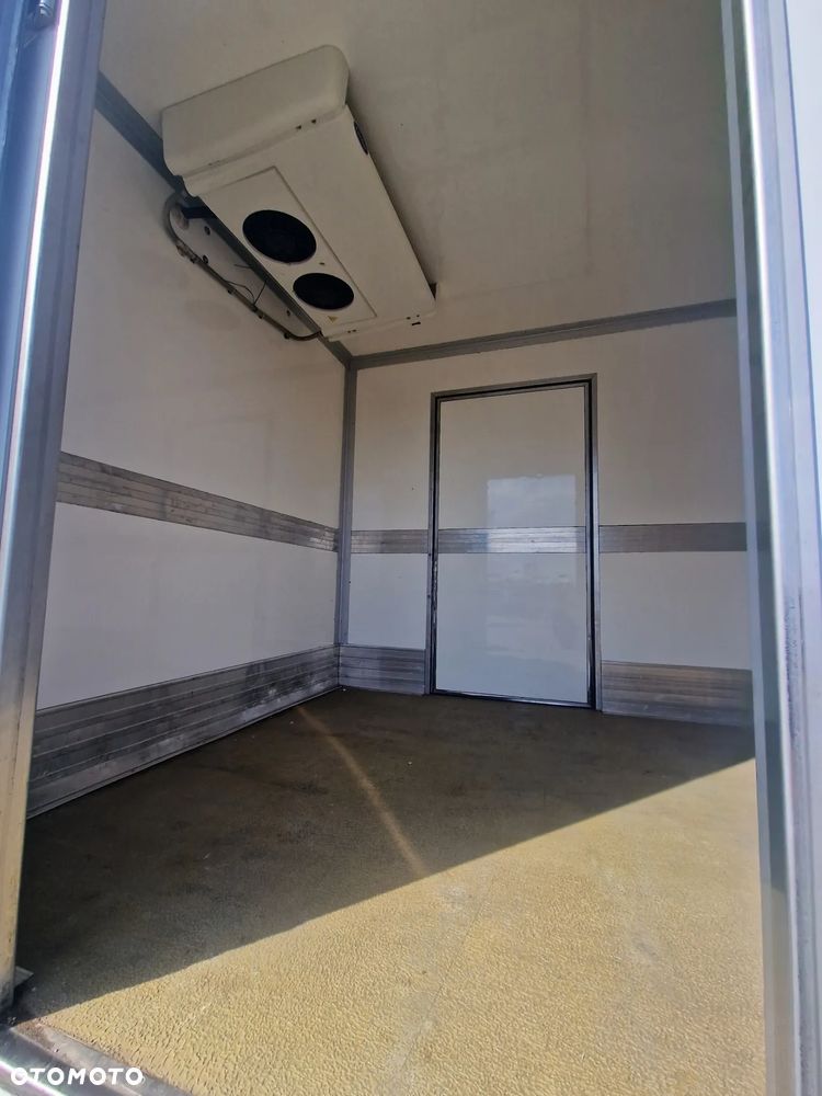 Volkswagen Crafter - 15