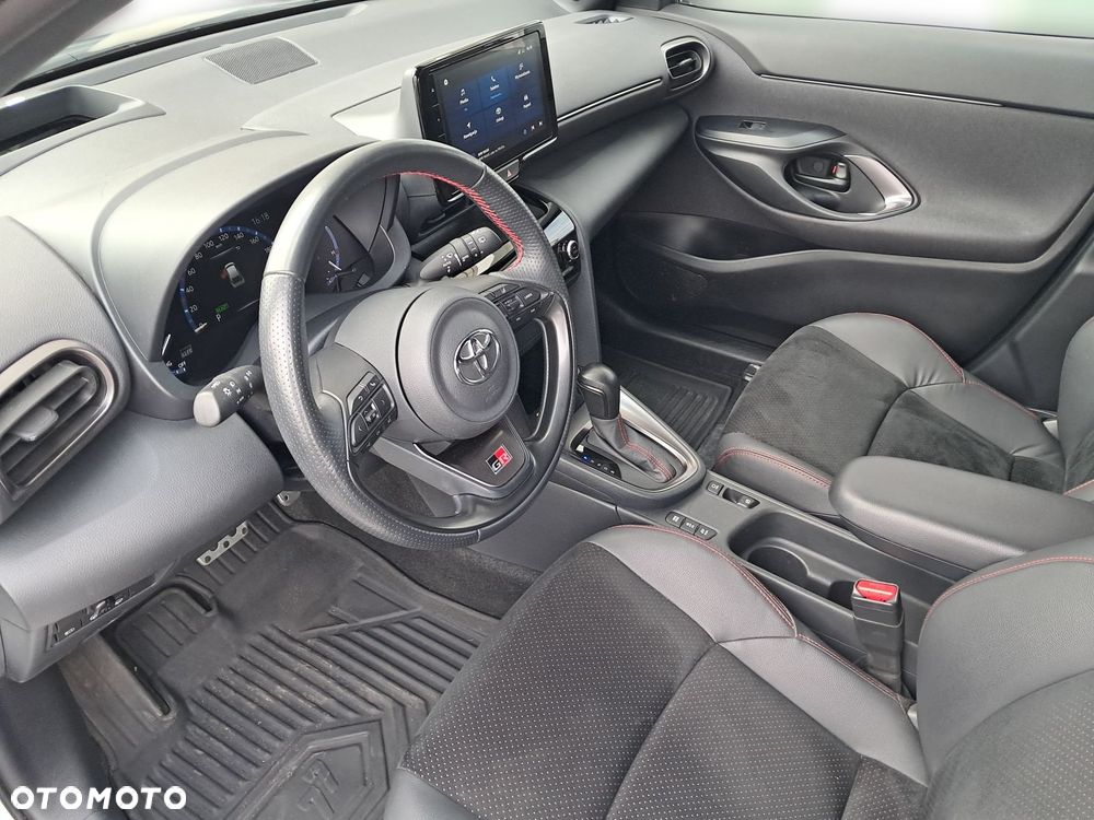 Toyota Yaris Cross Hybrid 1.5 GR Sport - 8