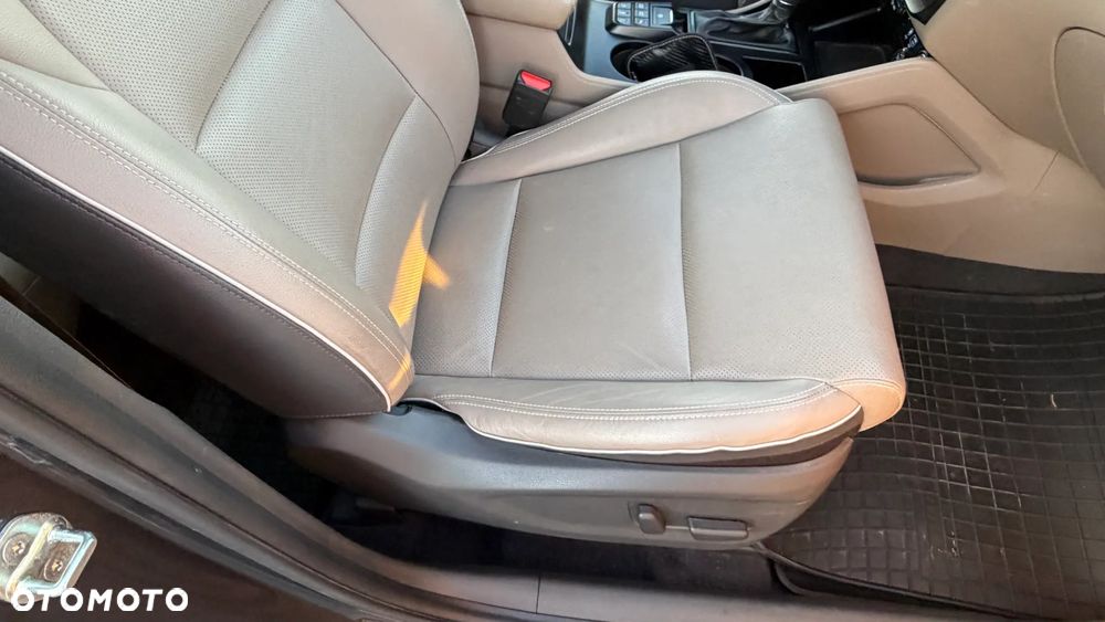 Hyundai Tucson 1.6 T-GDi Premium 4WD DCT - 12