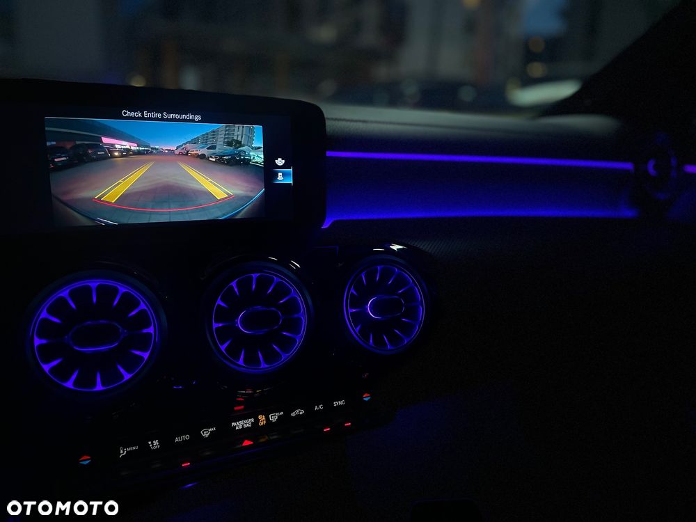 Mercedes-Benz CLA - 20