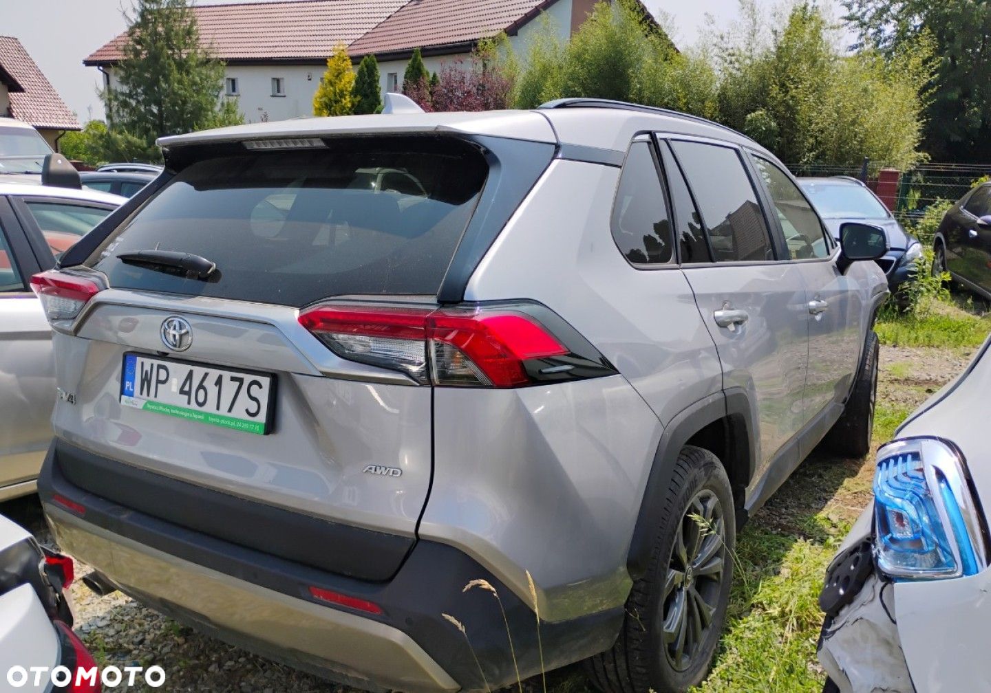 Toyota RAV4 - 1