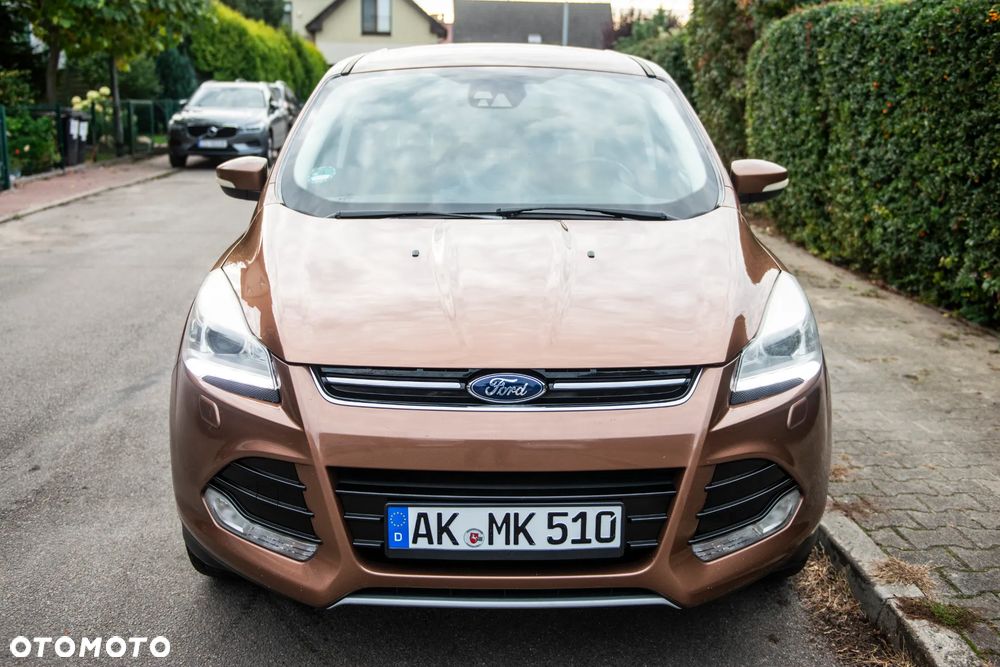 Ford Kuga 2.0 TDCi 4x4 Titanium - 2