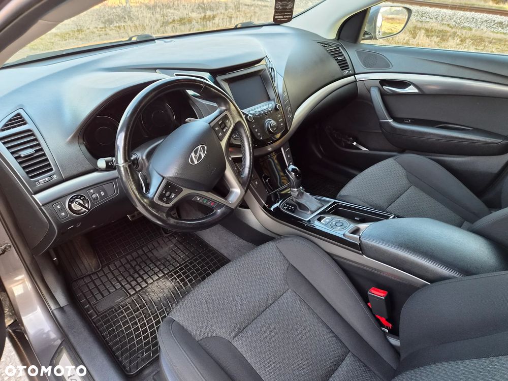 Hyundai i40 1.6 CRDi Business DCT - 13