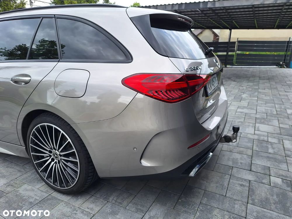 Mercedes-Benz Klasa C ver-300-e-phev-amg - 8