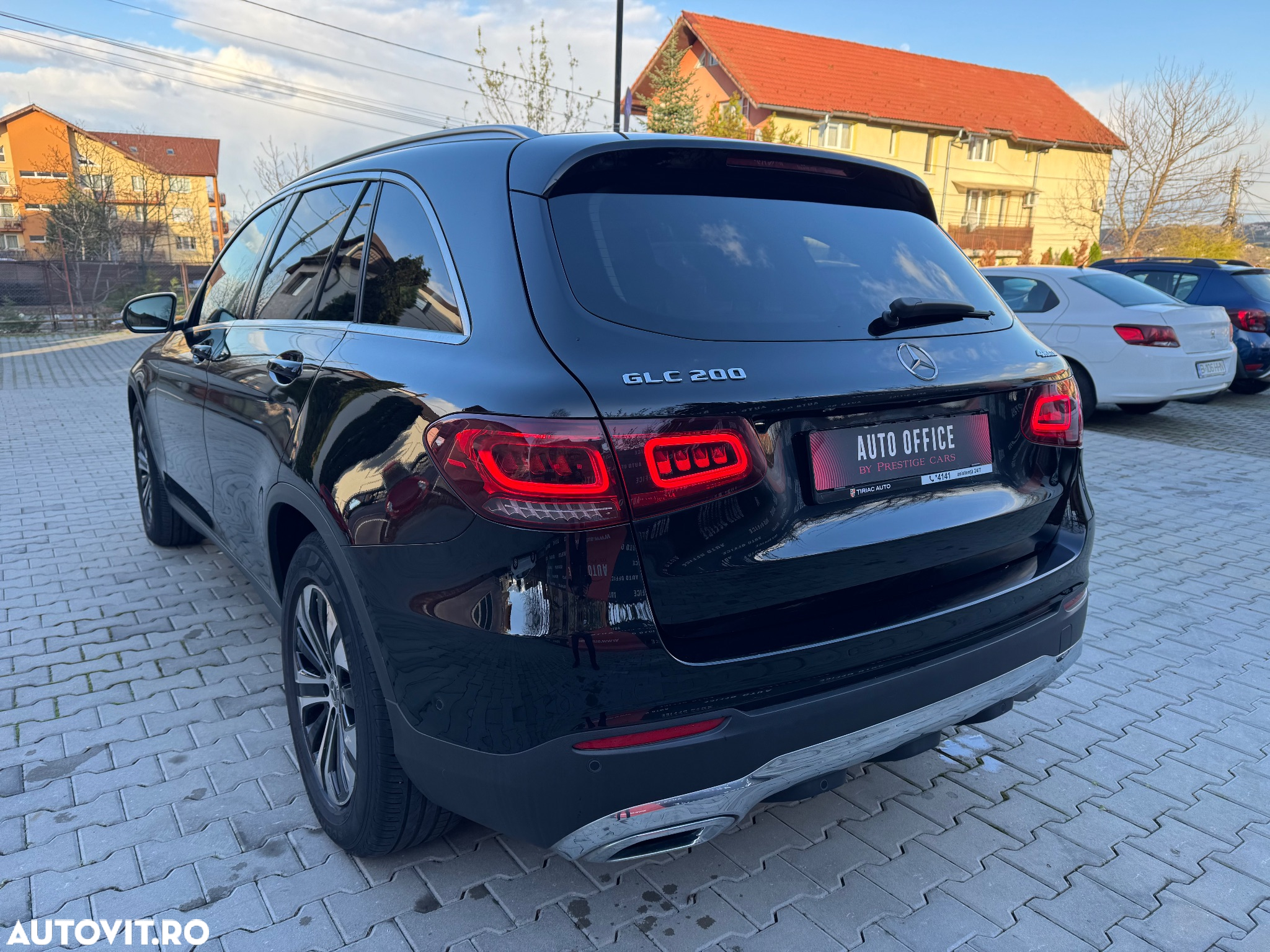 Mercedes-Benz GLC - 8