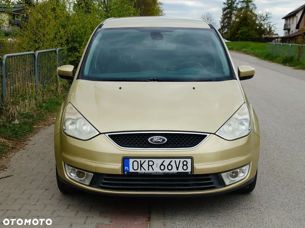 Ford Galaxy 2.0 Ghia - 2