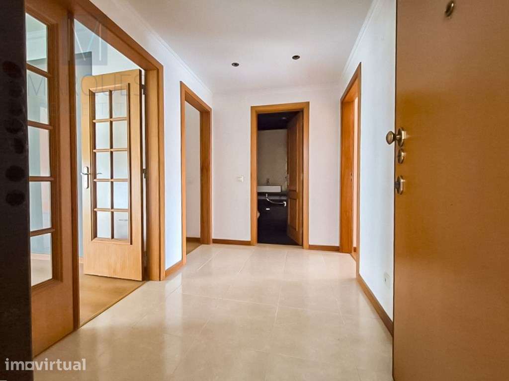 Apartamento T2 com Arrecadação em Vale Flores - Feijó - Grande imagem: 4/20