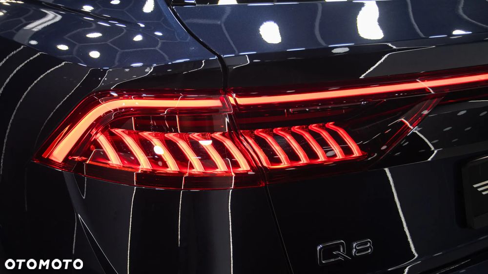 Audi Q8 55 TFSI quattro tiptronic - 6
