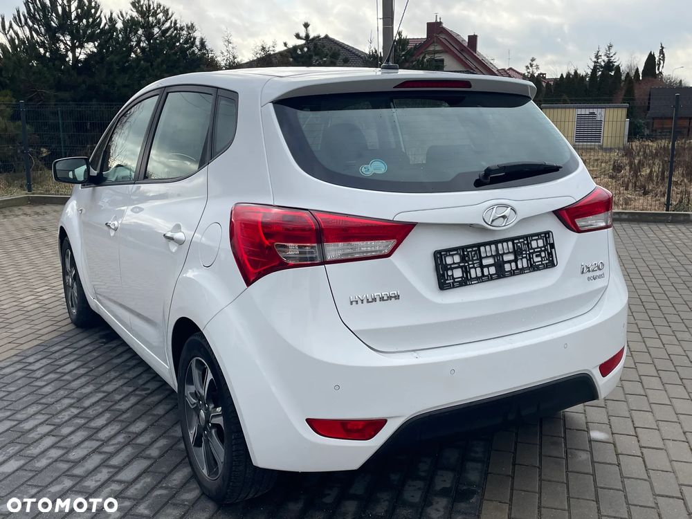 Hyundai ix20 1.4 blue Comfort - 16