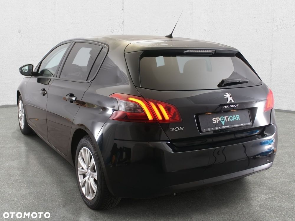 Peugeot 308 - 5