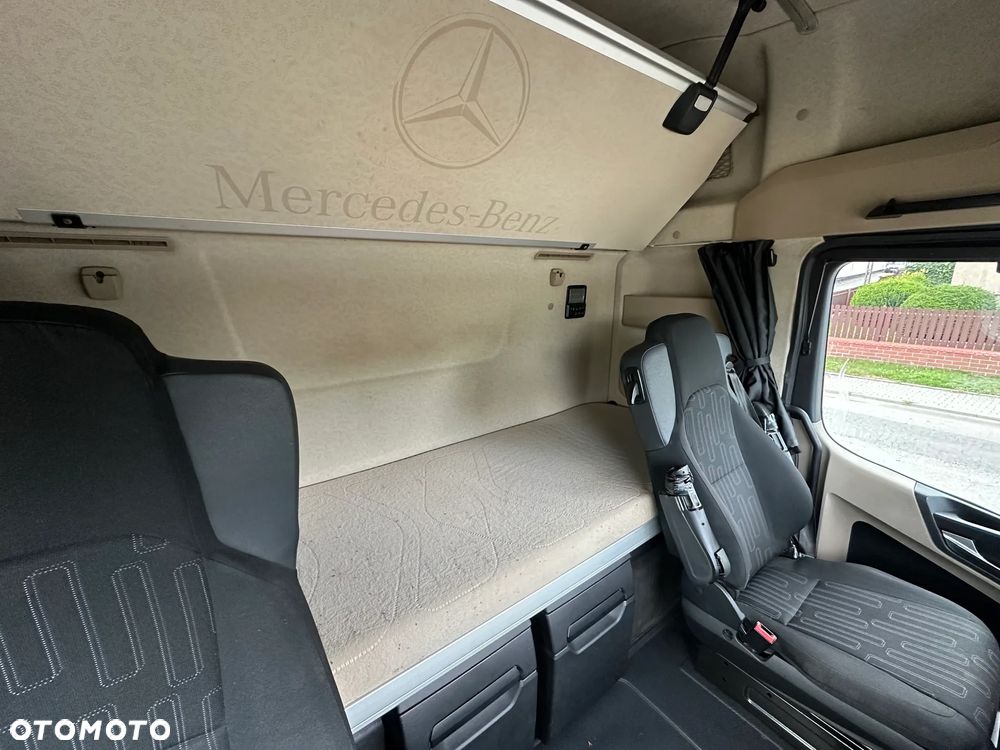 Mercedes-Benz ACTROS MP4 1842 - 16