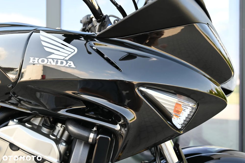 Honda CBF - 18