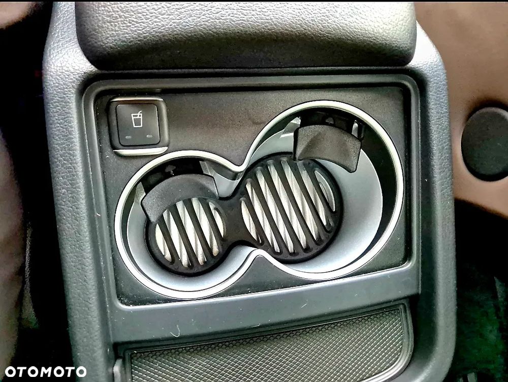 Mercedes-Benz Klasa V 300 d 4-Matic 9G-Tronic Exclusive (d³ugi) - 15