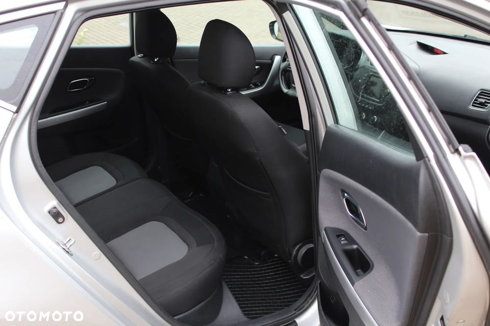 Kia Ceed 1.6 Crdi M Euro2012 - 8