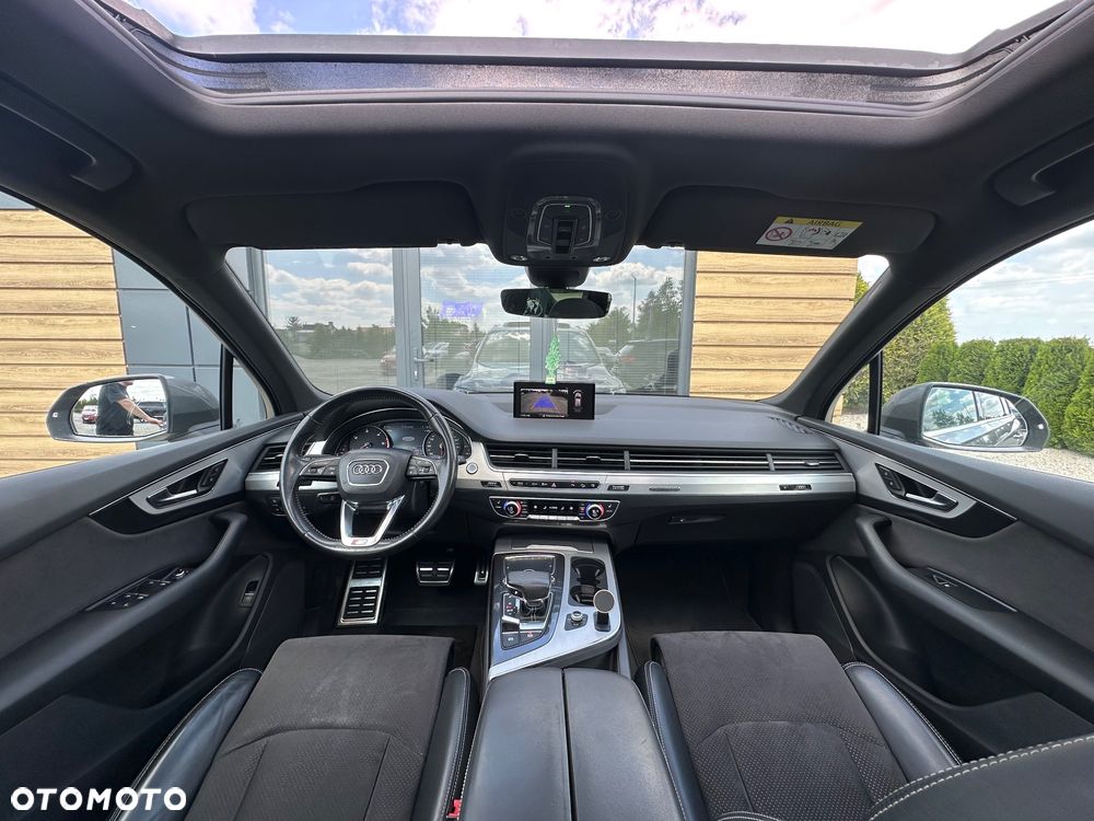 Audi Q7 - 17