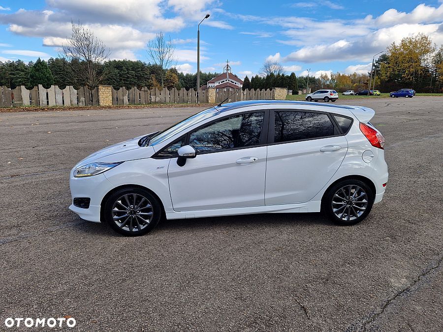 Ford Fiesta 1.0 EcoBoost S&S ST-LINE - 35