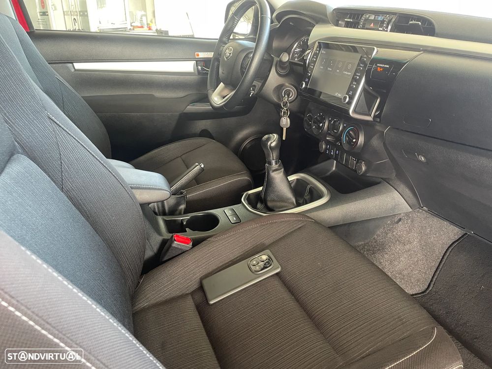 Toyota HILUX 2.4 D-4D TRIAL - 20