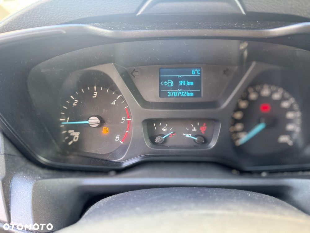 Ford Transit - 10