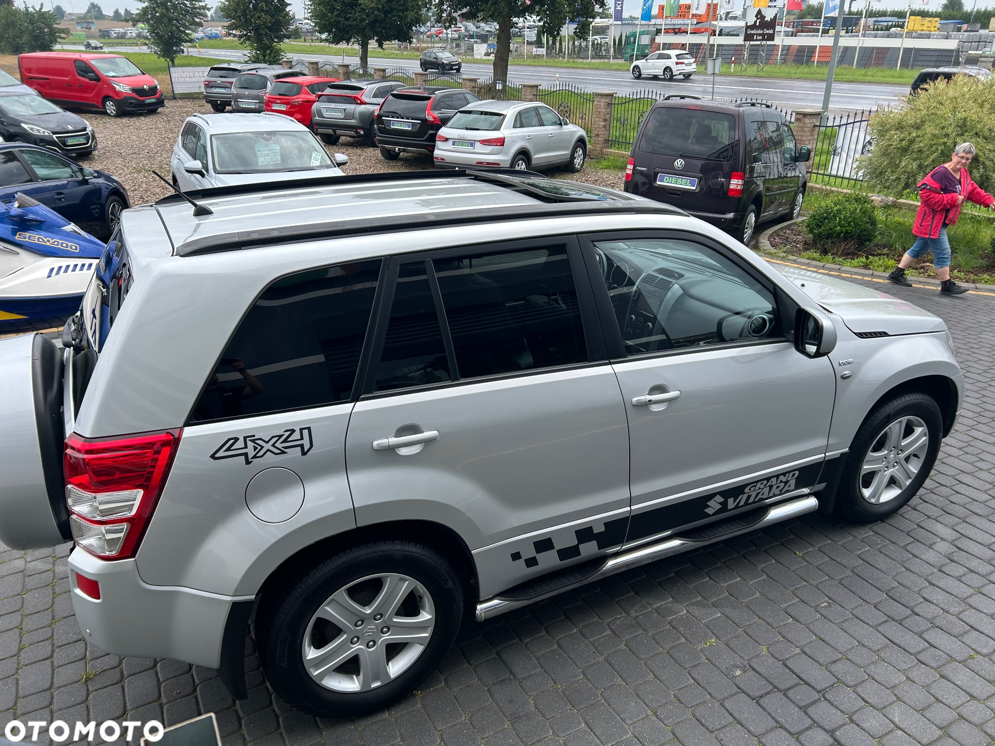Suzuki Grand Vitara 1.9 DDiS Club - 11