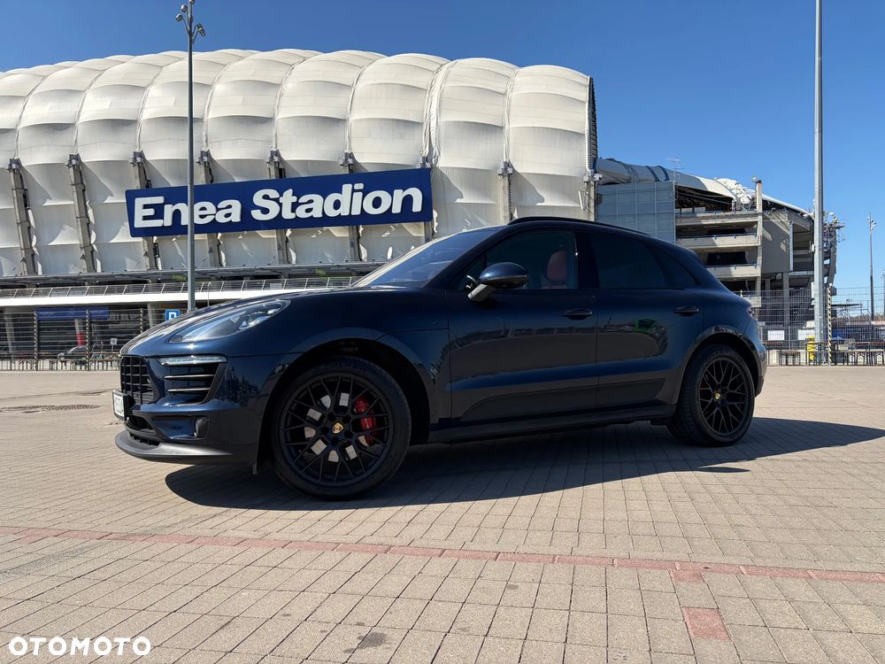 Porsche Macan - 2