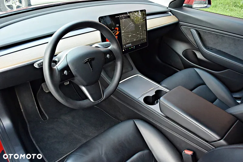Tesla Model 3 Langstreckenbatterie Allradantrieb Dual Motor - 20