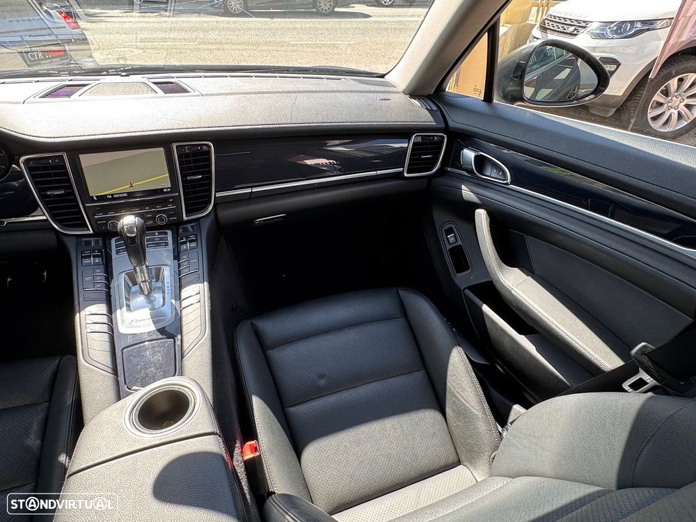 Porsche Panamera Platinum Edition - 28