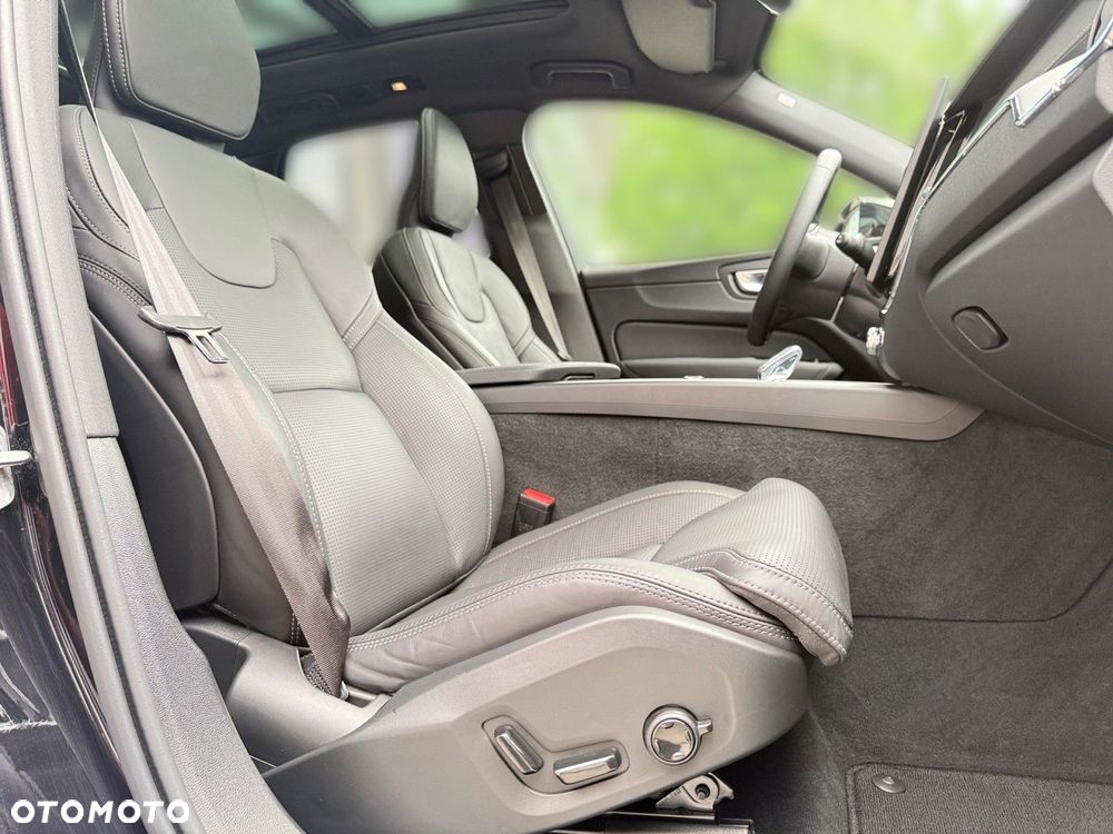 Volvo XC 60 - 26