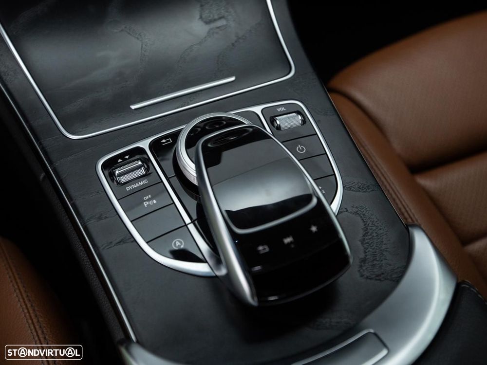 Mercedes-Benz C 250 - 24