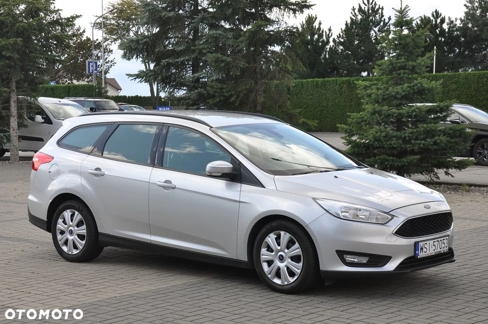 Ford Focus 1.5 TDCi DPF Start-Stopp-System Business - 9