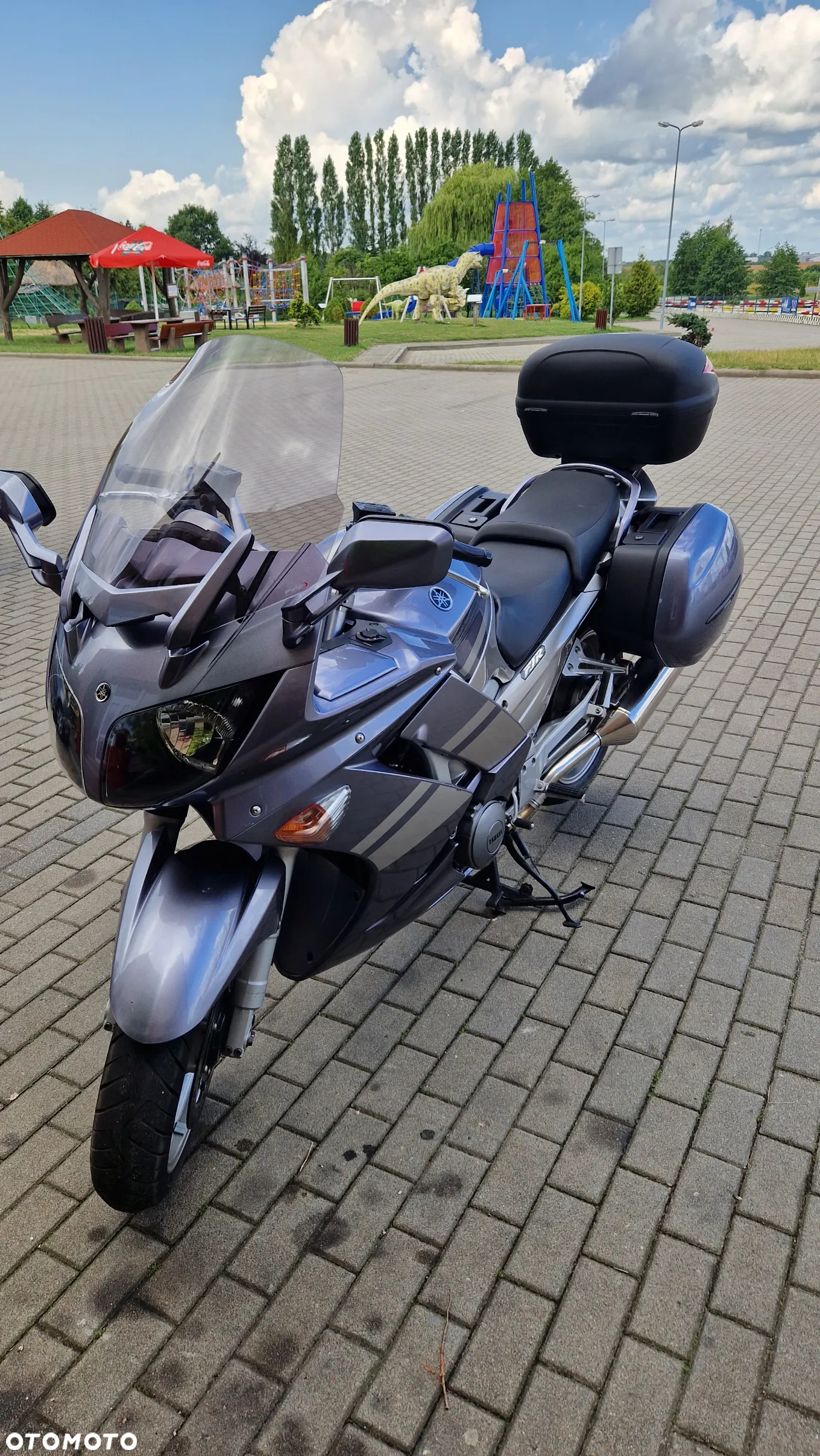 Yamaha FJR - 4